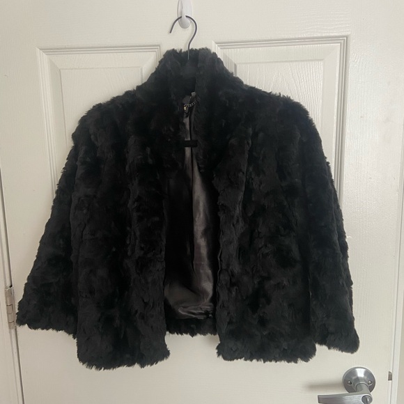 Black faux fur jacket - Picture 2 of 2